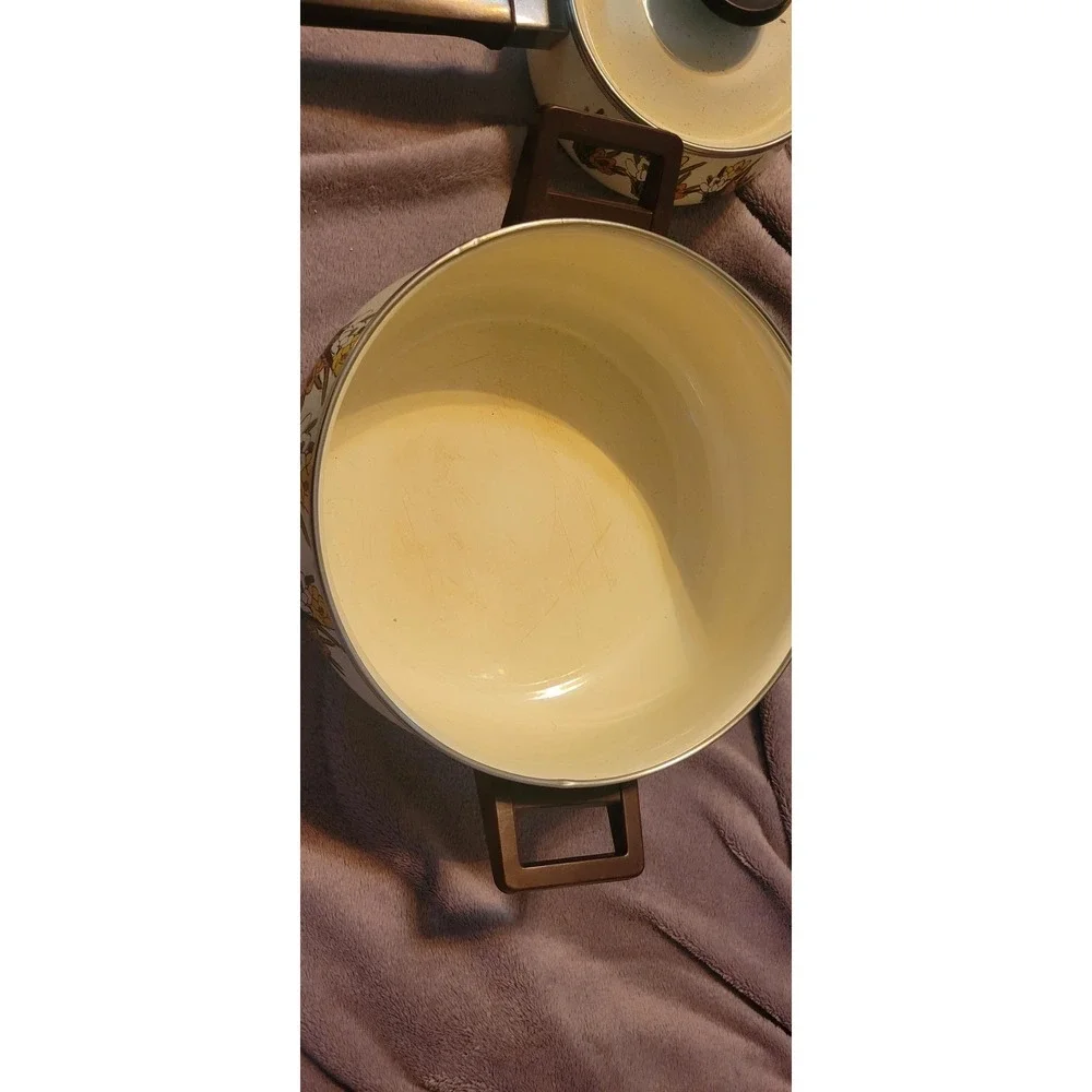 Vintage Enamelware Stock Pot with‎ Lid Cream Floral Crocus Pattern Brown Handles